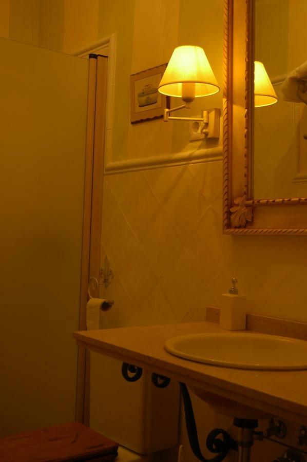 Molino La Boticaria Hotel Marchena  Buitenkant foto
