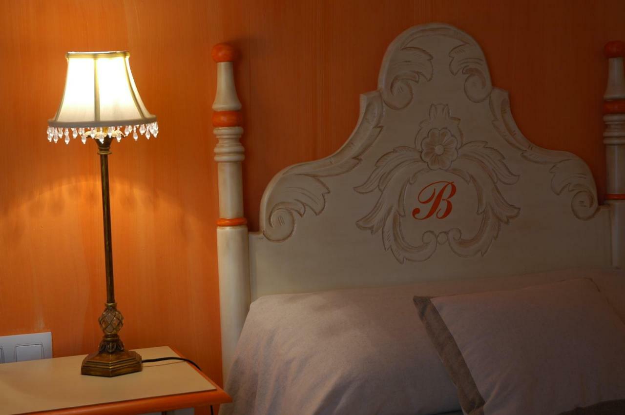 Molino La Boticaria Hotel Marchena  Buitenkant foto