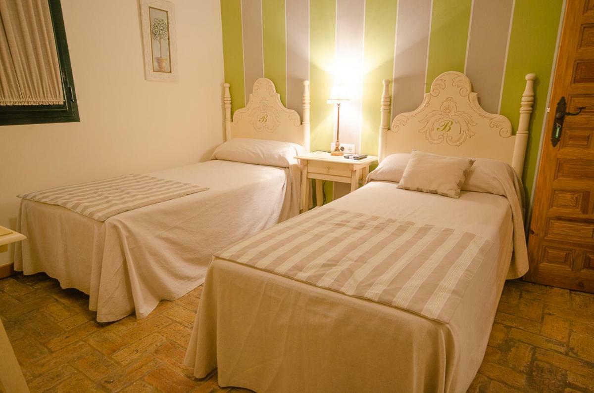 Molino La Boticaria Hotel Marchena  Buitenkant foto